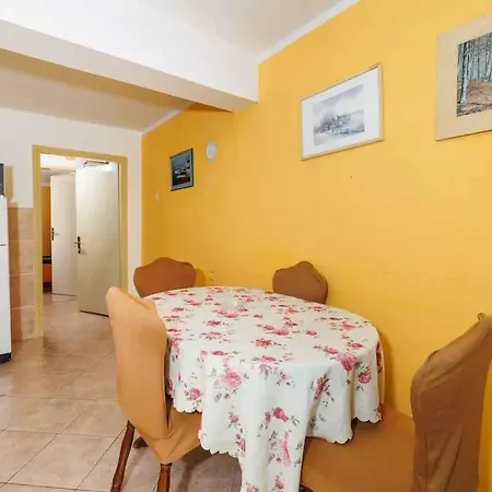 Appartement In 14267 *